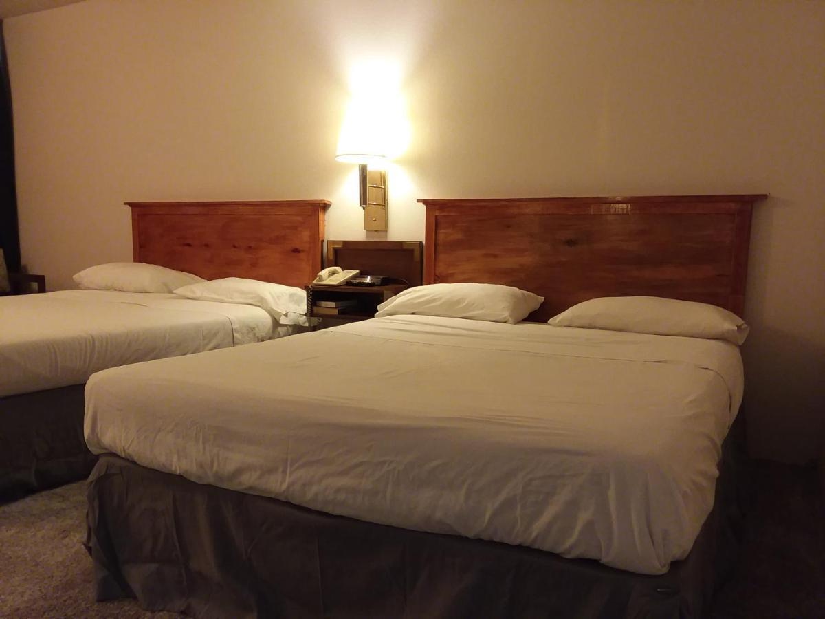 Americas Best Value Inn Laramie Exterior photo