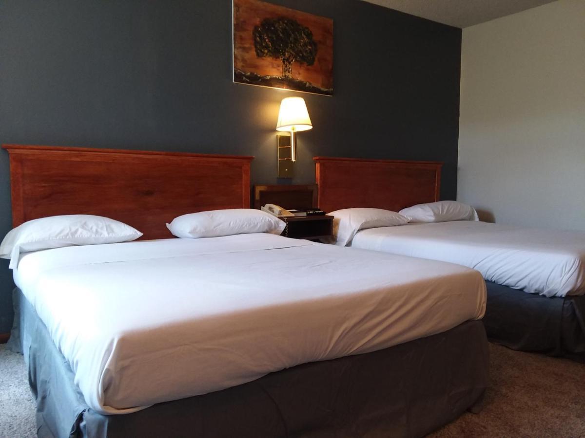 Americas Best Value Inn Laramie Exterior photo